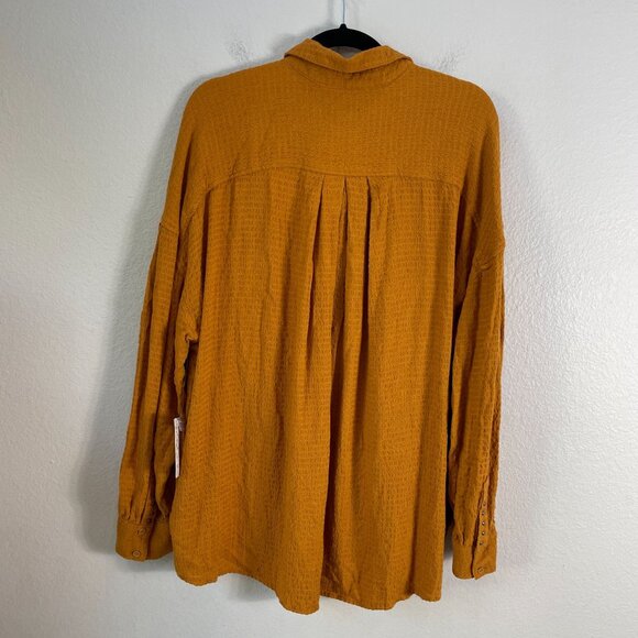 NEW Free People We The Free Autumn Pearl Textured Button Up Oversized Shirt Top - Picture 9 of 10